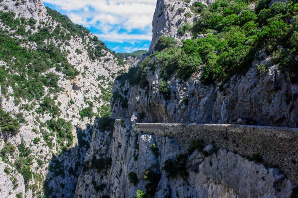 camping gorges de galamus