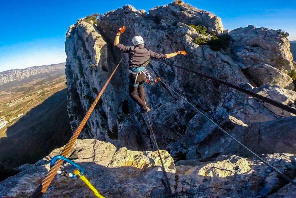 camping via ferrata pyrenees orientales